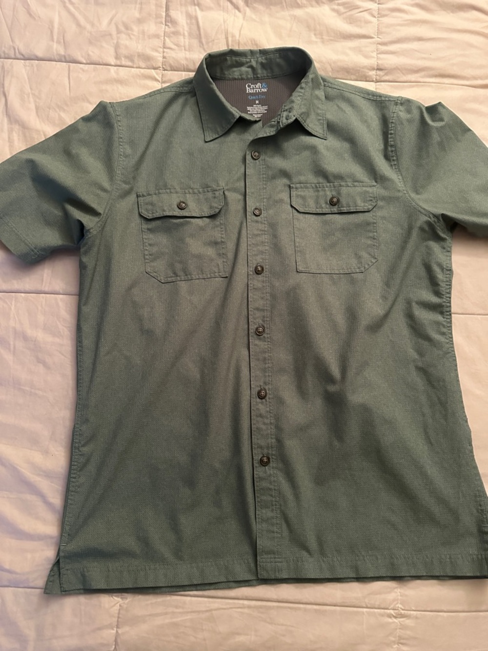 croft & barrow Short Sleeve Button-Down Shirt in Sage Green